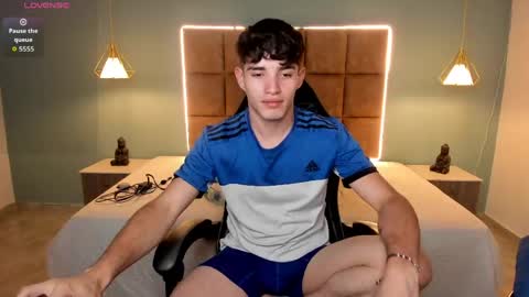 ALejoo Saenz online show from 05-16-26, 04:31
