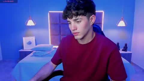 ALejoo Saenz online show from 07-16-26, 05:02