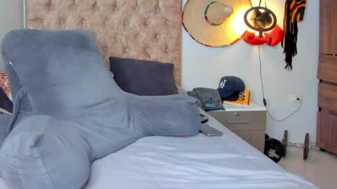 alejostrong online show from 05-14-26, 08:04
