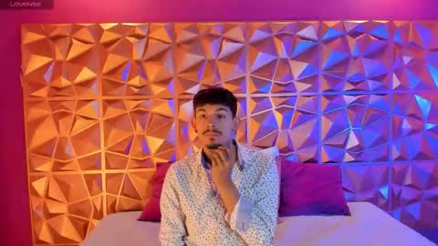 aleking13 online show from 10-21-25, 12:06