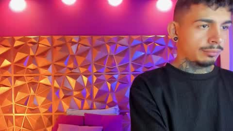 aleking13 online show from 10-28-25, 12:41