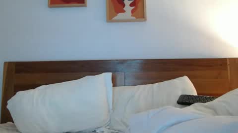 Aleks -  online show from 04-20-26, 11:06