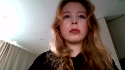 Snapshot of aleksa_angel chatting on 06-15-26, 09:11 aleksa angel online show from 06-15-26, 09:11