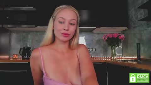 Snapshot of aleksa_cutie chatting on 07-11-26, 10:29 Next stream - 2 dec - online show from 07-11-26, 10:29