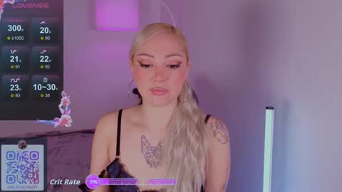Snapshot of aleksacandy chatting on 09-23-25, 03:20 aleksacandy online show from 09-23-25, 03:20