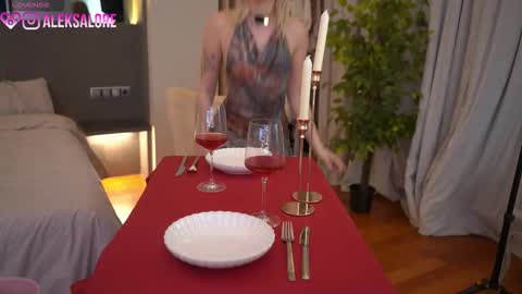 Lexi online show from 03-01-26, 03:08