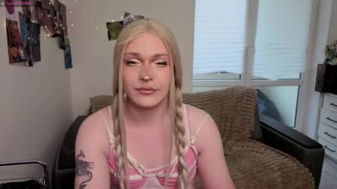 Snapshot of alena_dubai chatting on 05-29-26, 06:00 ALENA INDEPENDENT MODEL online show from 05-29-26, 06:00