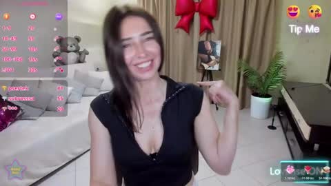 Snapshot of alenacoplan chatting on 06-13-26, 10:08 AlenaCoplan online show from 06-13-26, 10:08