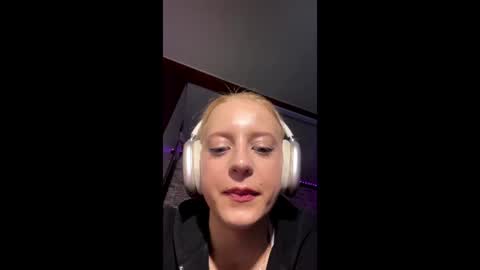 Milana online show from 06-20-26, 04:43