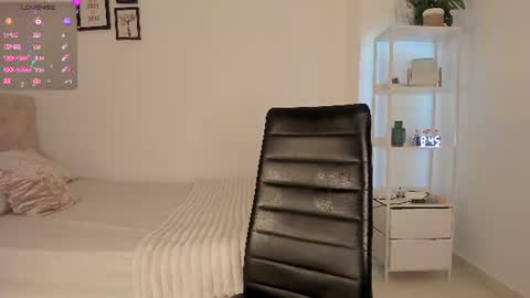 Alesay online show from 07-28-26, 01:45