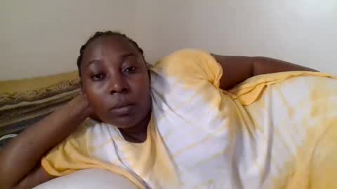Snapshot of alesha_ chatting on 07-01-26, 05:45 Noreen Kennth and Emilly online show from 07-01-26, 05:45