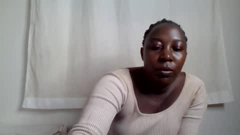 Snapshot of alesha_ chatting on 07-04-26, 06:19 Noreen Kennth and Emilly online show from 07-04-26, 06:19