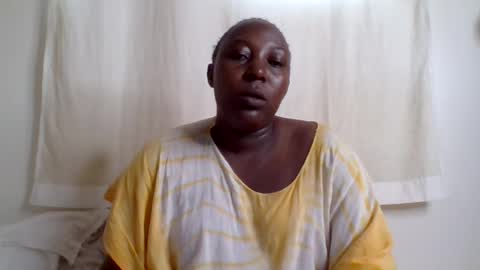 Snapshot of alesha_ chatting on 07-17-26, 08:21 Noreen Kennth and Emilly online show from 07-17-26, 08:21