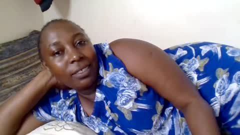 Snapshot of alesha_ chatting on 07-22-26, 06:49 Noreen Kennth and Emilly online show from 07-22-26, 06:49