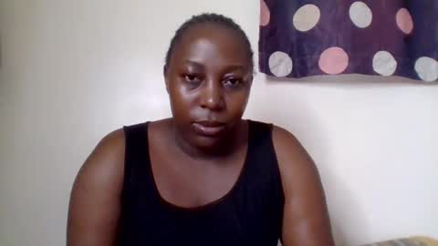 Snapshot of alesha_ chatting on 07-27-26, 06:09 Noreen Kennth and Emilly online show from 07-27-26, 06:09