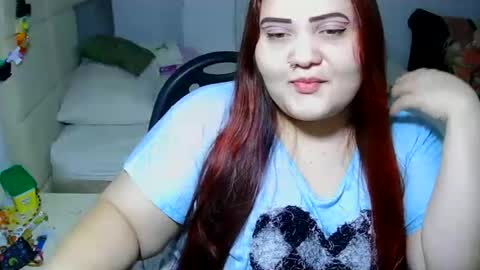 Snapshot of alesia_jones01 chatting on 06-06-26, 05:23 Alesia jones01 online show from 06-06-26, 05:23