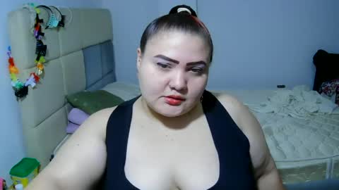 Snapshot of alesia_jones01 chatting on 06-18-26, 06:35 Alesia jones01 online show from 06-18-26, 06:35