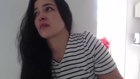 Aleska online show from 11-19-25, 04:07