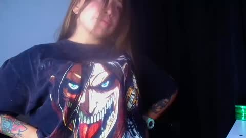 QUEEN OFF MILk  IM BACK  15 NOV online show from 03-07-25, 01:53