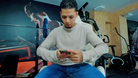 Snapshot of aless_king chatting on 04-24-26, 09:50 Alessandro King online show from 04-24-26, 09:50