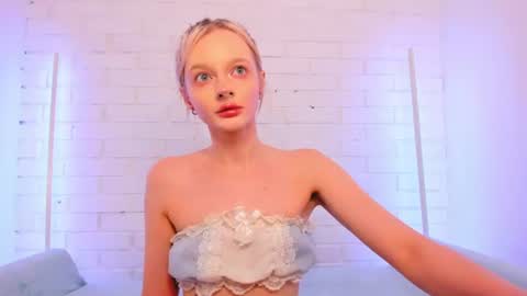 alessakiss online show from 06-21-26, 02:36