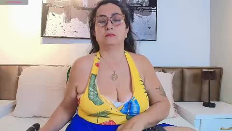 Alessandra online show from 04-14-26, 12:00