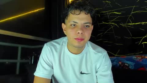 Snapshot of alessandro__777 chatting on 07-16-26, 04:51 Alessandro online show from 07-16-26, 04:51