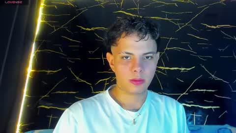 Snapshot of alessandro__777 chatting on 08-03-26, 05:06 Alessandro online show from 08-03-26, 05:06