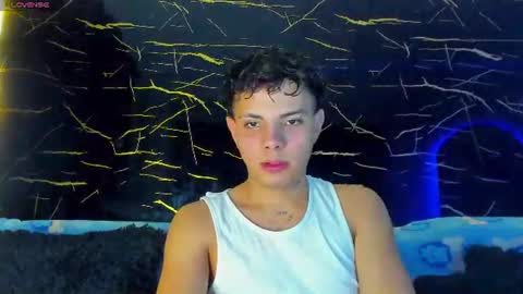 Snapshot of alessandro__777 chatting on 08-09-26, 05:01 Alessandro online show from 08-09-26, 05:01