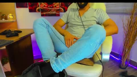 ALESSANDRO  WYE online show from 01-12-25, 12:23