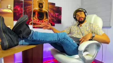 ALESSANDRO  WYE online show from 01-18-25, 08:41