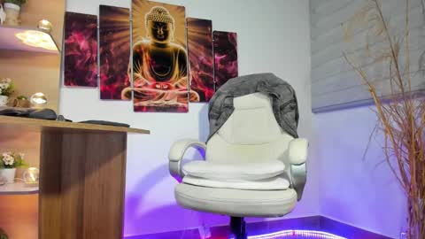 ALESSANDRO  WYE online show from 02-05-25, 05:52