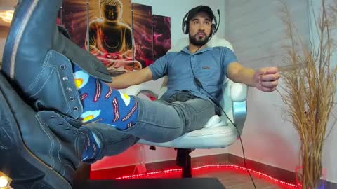 ALESSANDRO  WYE online show from 02-18-25, 08:05