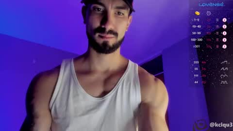 Snapshot of alessandro_dibellucci chatting on 03-08-25, 12:33 Kciqu3 Independent model online show from 03-08-25, 12:33