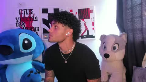 Alessandro Vanni online show from 05-19-26, 01:39