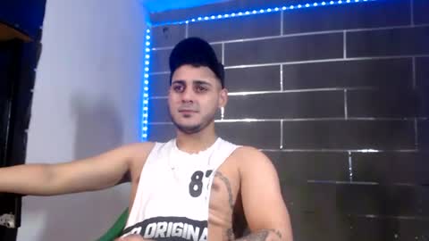 alessandro online show from 07-19-26, 04:49