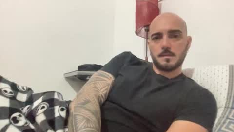 alessandromori91 online show from 12-15-25, 11:42