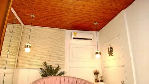 Alejandra  online show from 01-07-26, 12:07