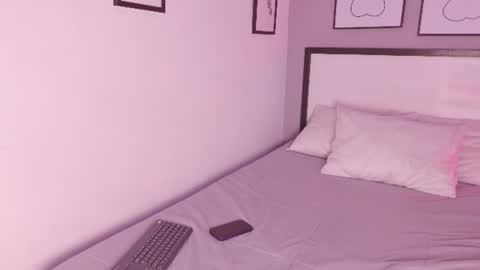 Snapshot of alessia_selene chatting on 07-24-26, 08:18 alessia_selene online show from 07-24-26, 08:18