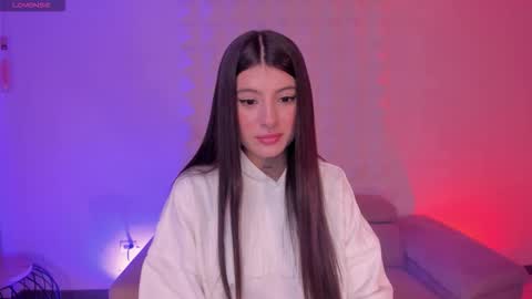 Alessia  online show from 11-23-25, 07:13