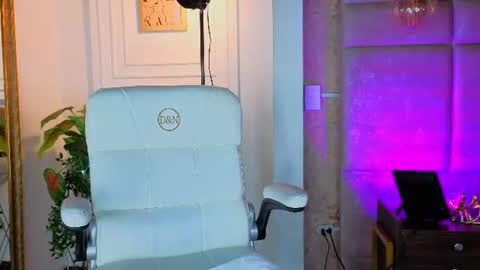 Alessia online show from 07-20-26, 10:07