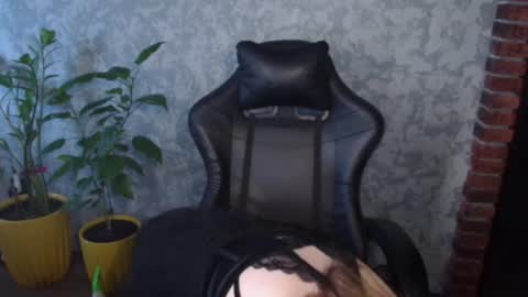 Alex online show from 05-02-26, 11:37