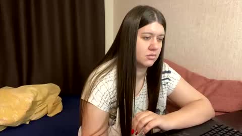 Aletta Oushen online show from 12-28-24, 01:17