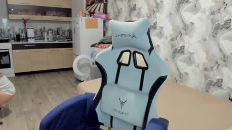 Aletta Oushen online show from 11-10-25, 10:58