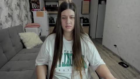 Aletta Oushen online show from 12-02-25, 01:17