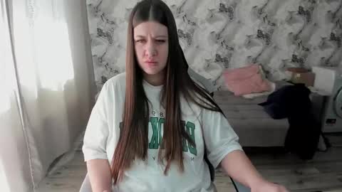 Aletta Oushen online show from 03-15-26, 07:58