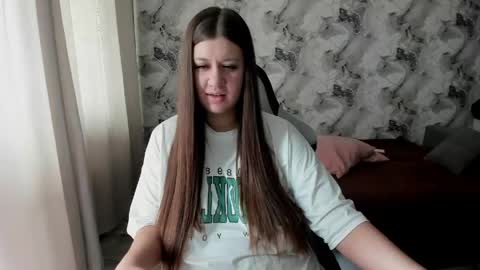 Aletta Oushen online show from 05-24-26, 08:08