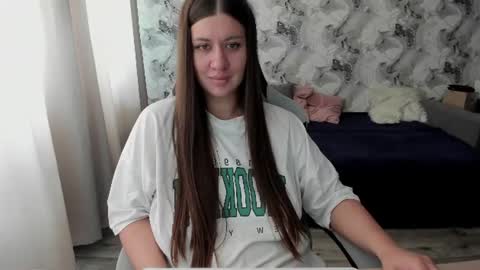 Aletta Oushen online show from 07-04-26, 09:04