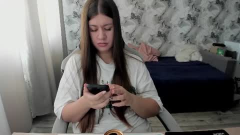 Aletta Oushen online show from 07-08-26, 09:36
