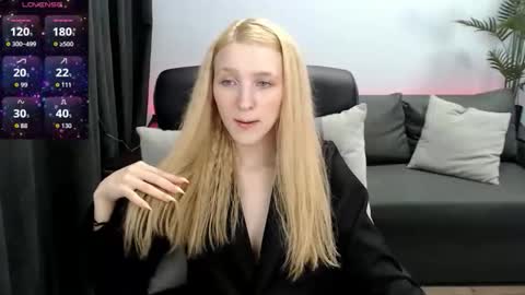Snapshot of aletta_pearl chatting on 06-03-26, 07:11 aletta_pearl online show from 06-03-26, 07:11